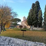 Et Roulottes Au Domaine De La Trille *