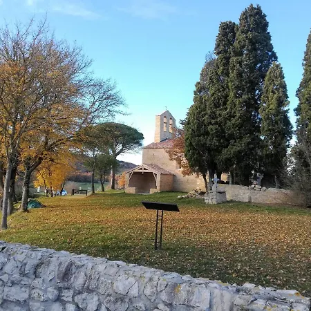 Et Roulottes Au Domaine De La Trille *