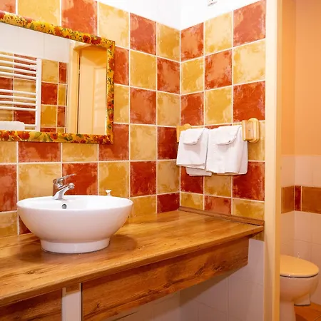 Et Roulottes Au Domaine De La Trille * Sainte-Foi